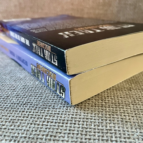 Star Trek Discovery Two Book Bundle - Picture 5 of 5